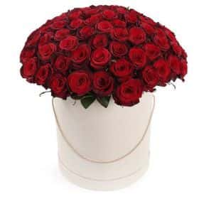 101 Роза в коробке 50 см. 
